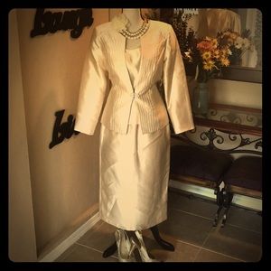 NWOT Special occasion 3 piece suit.